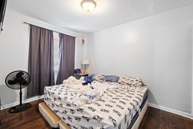 Duplex, Triplex and Fourplex Images