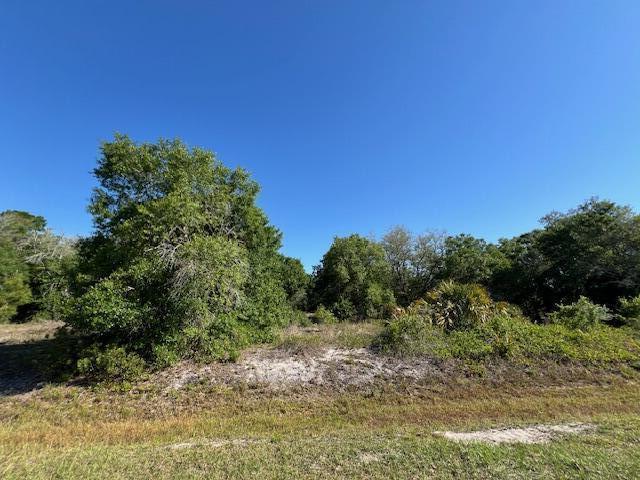  Commercial & Industrial Land Images 