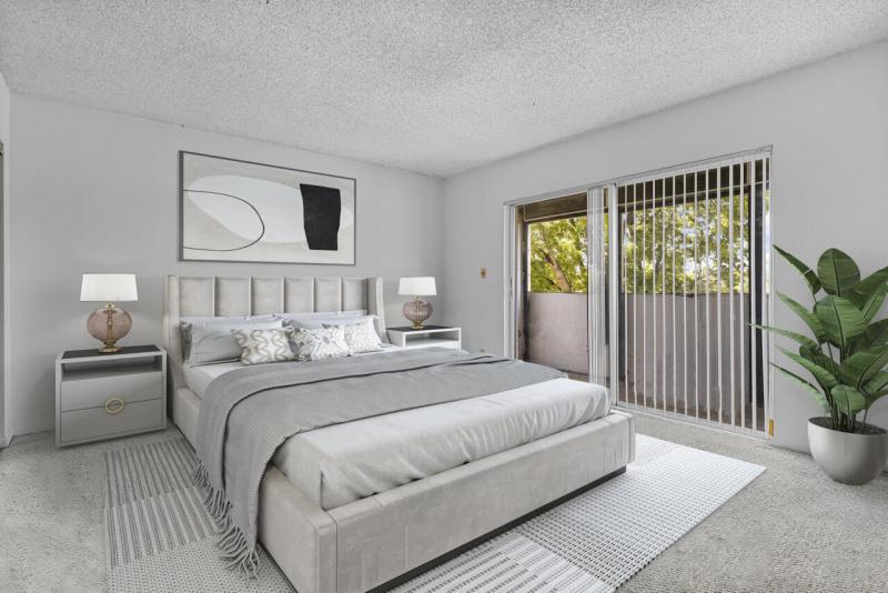  Condo & Townhome Photos