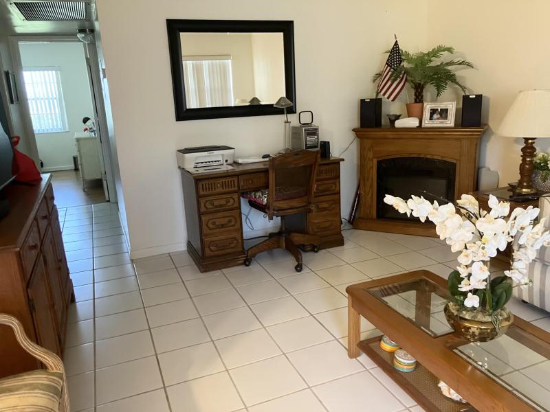  Condo & Townhome Photos