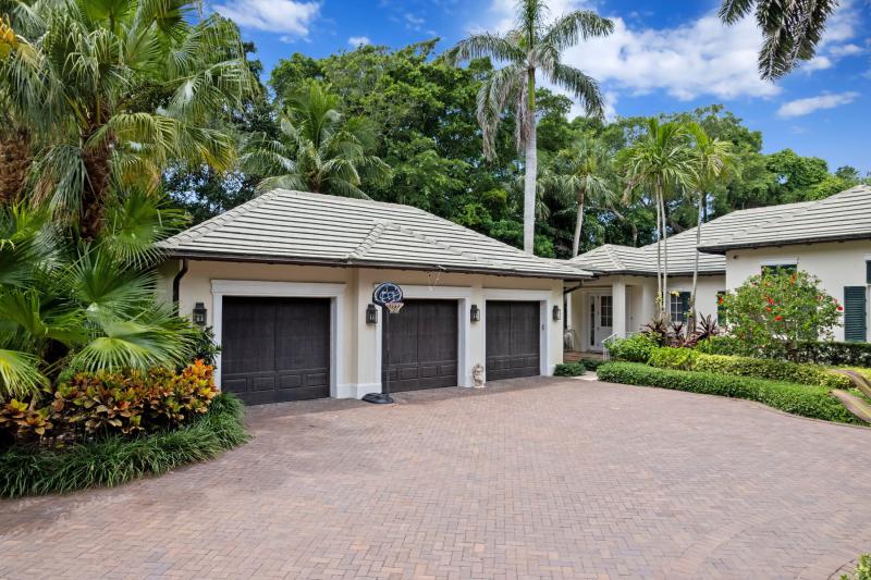  Single Family Homes Photo 24:  Hobe Sound,  FL 33455