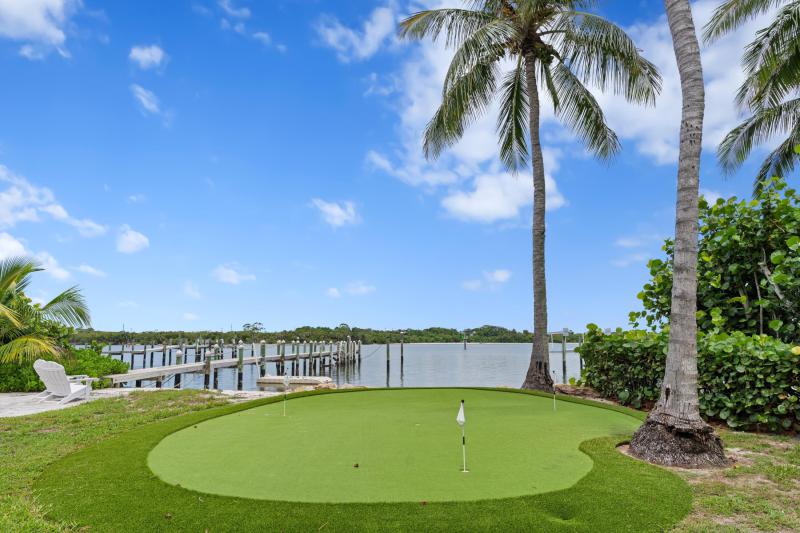  Single Family Homes Photo 28:  Hobe Sound,  FL 33455