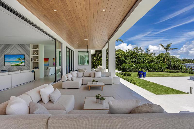  Single Family Homes Photo 10:  Lantana,  FL 33462
