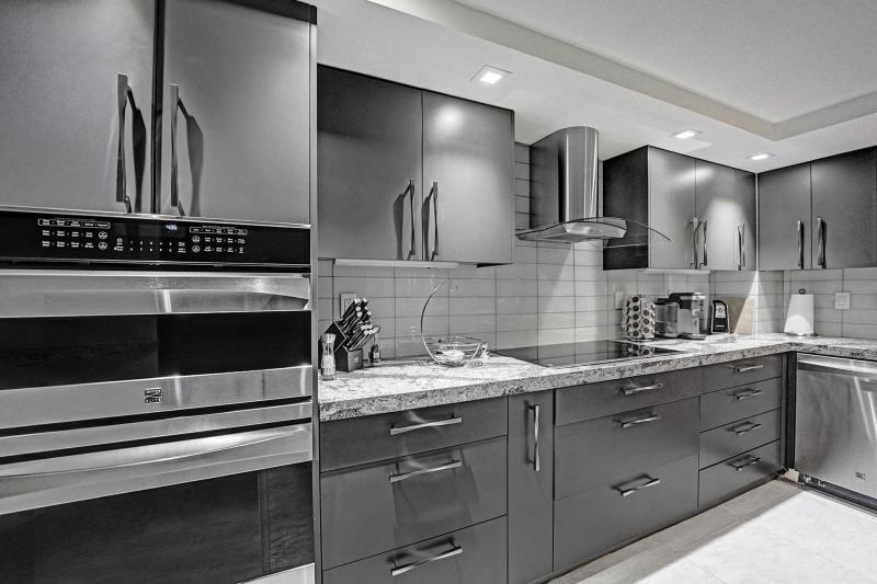  Condo & Townhome Photos