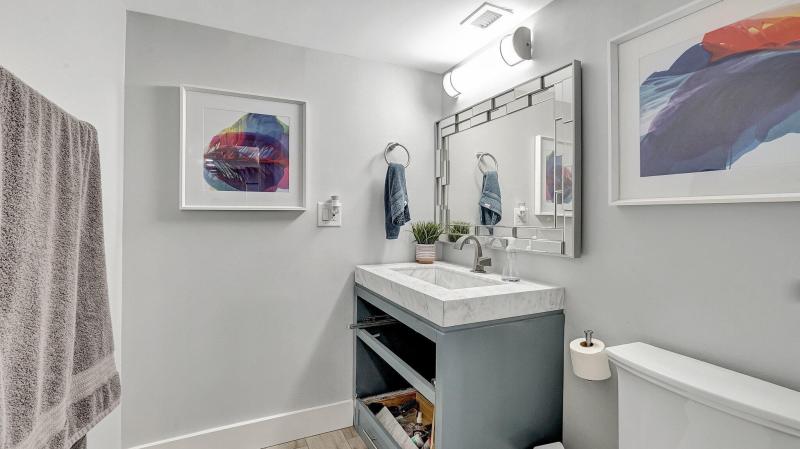  Condo & Townhome Photos