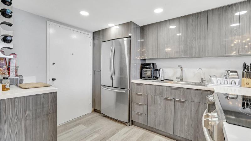  Condo & Townhome Photos