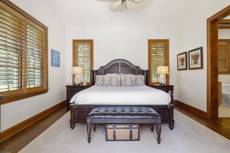  Single Family Homes Photo 22:  Jupiter Island,  FL 33455