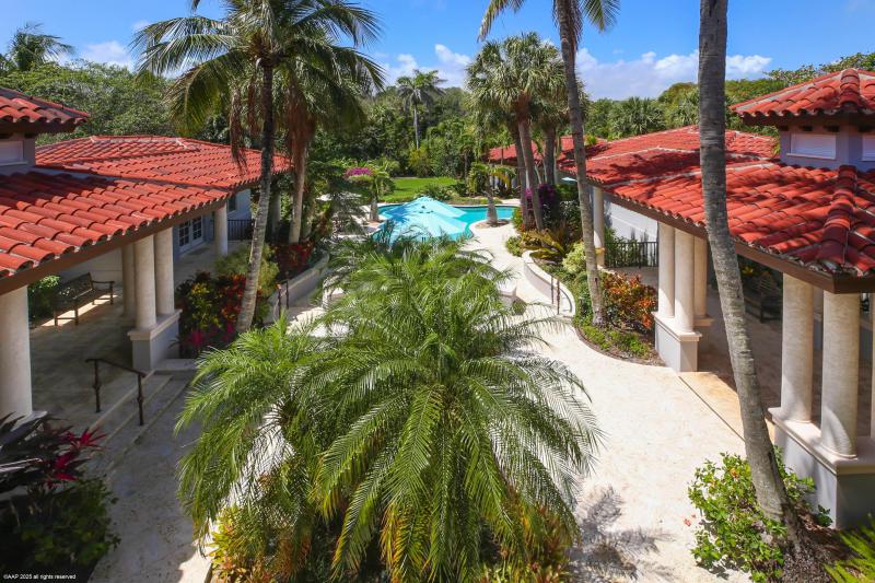  Single Family Homes Photo 34:  Jupiter Island,  FL 33455