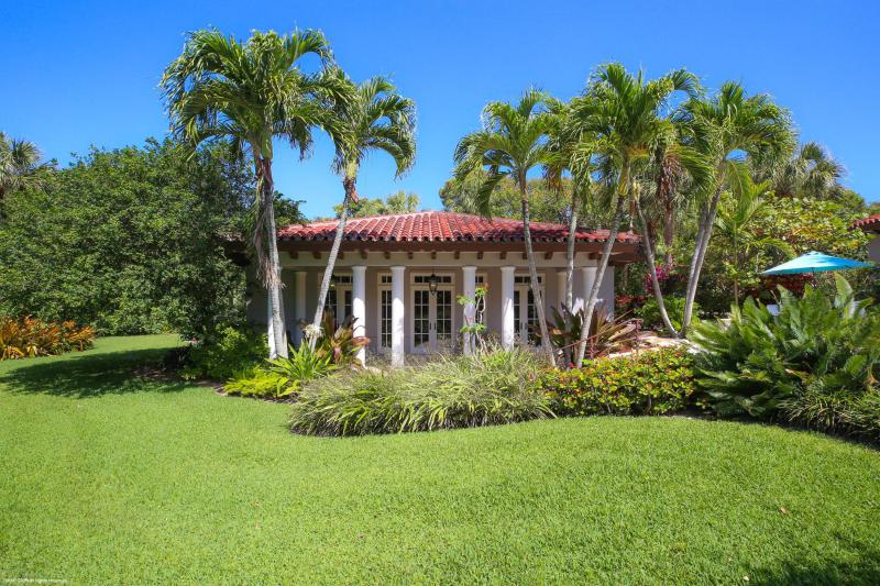  Single Family Homes Photo 41:  Jupiter Island,  FL 33455