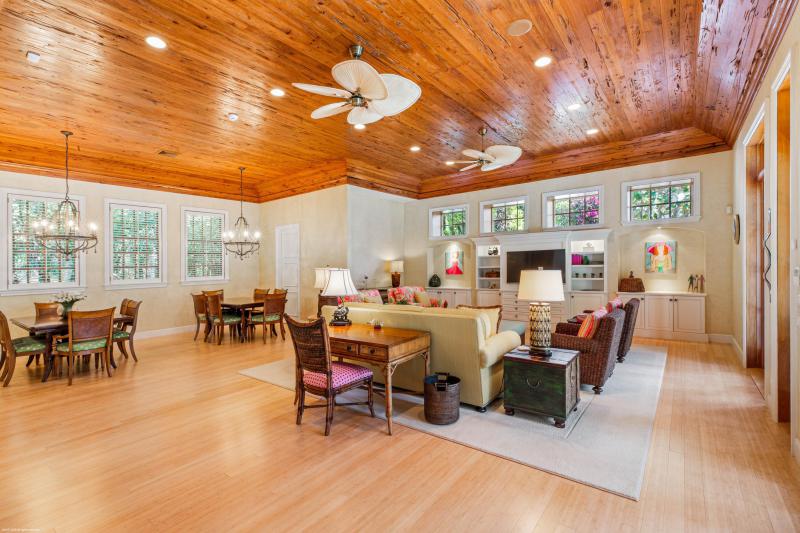  Single Family Homes Photo 44:  Jupiter Island,  FL 33455