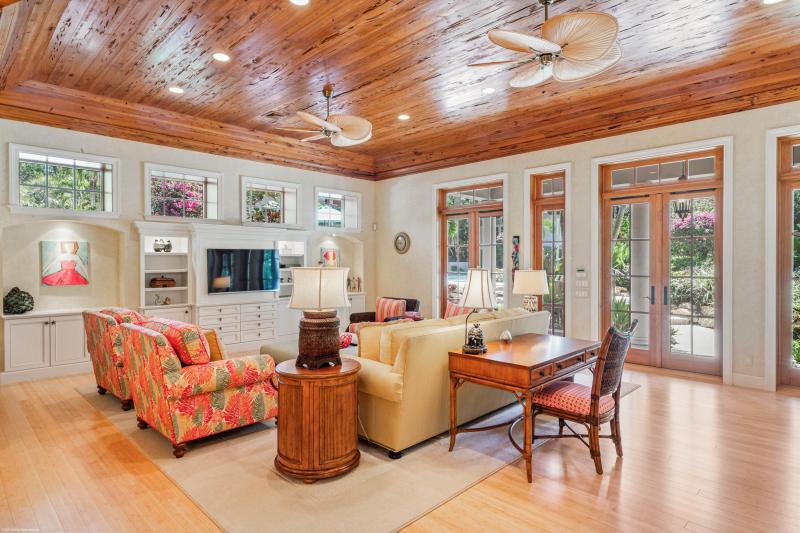  Single Family Homes Photo 45:  Jupiter Island,  FL 33455