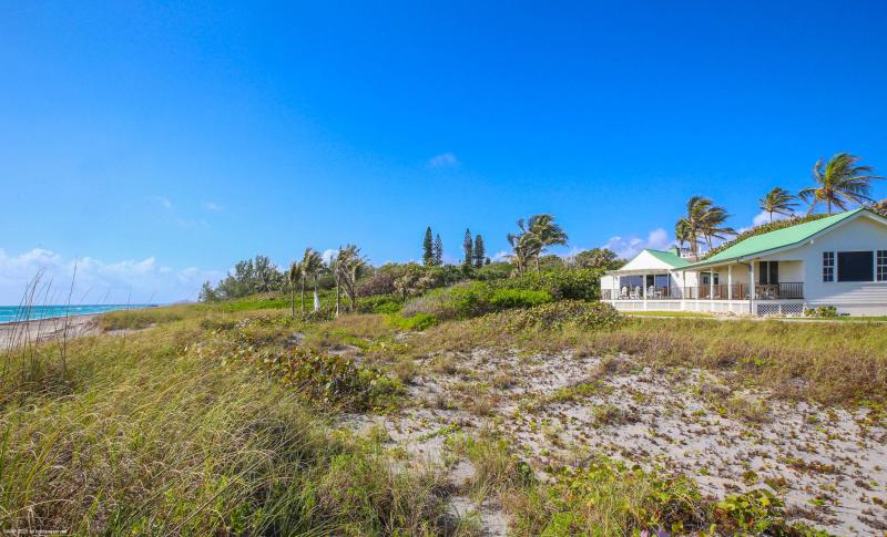  Single Family Homes Photo 58:  Jupiter Island,  FL 33455