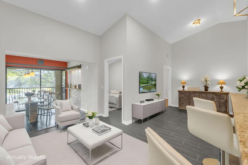  Condo & Townhome Photos