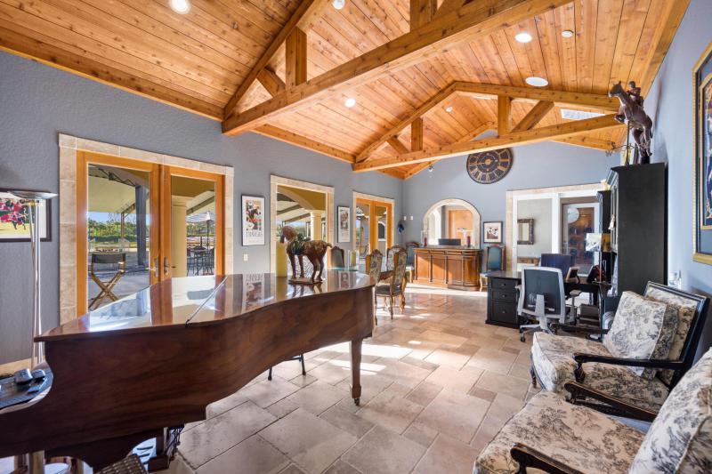  Single Family Homes Photo 17:  Wellington,  FL 33414