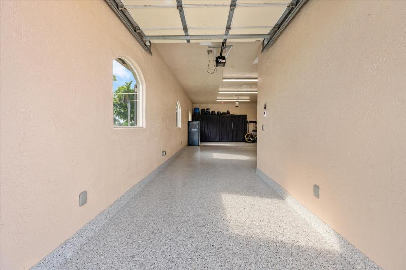  Single Family Homes Photo 20:  Wellington,  FL 33414
