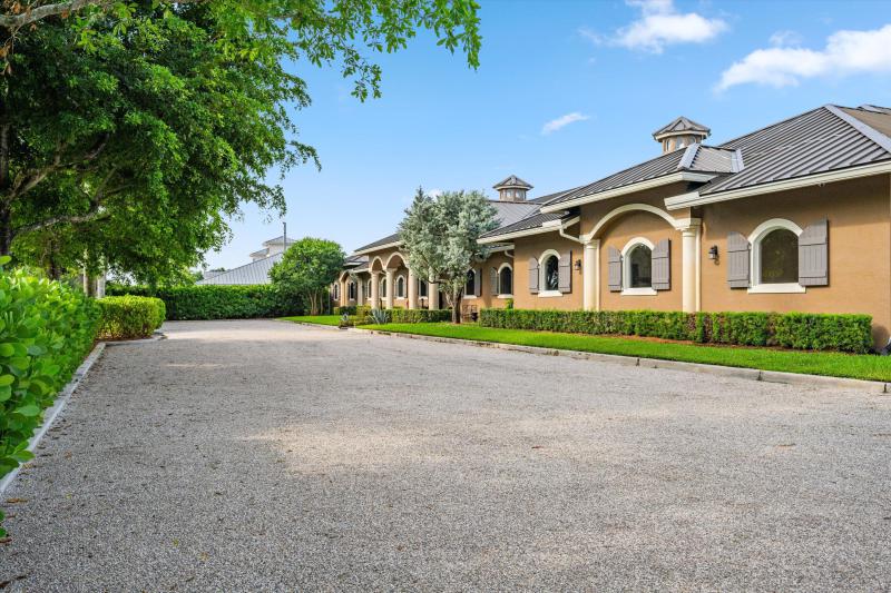  Single Family Homes Photo 4:  Wellington,  FL 33414