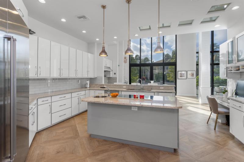 Single Family Homes Photo 16:  Boca Raton,  FL 33431