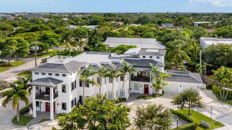  Single Family Homes Photo 2:  Delray Beach,  FL 33444