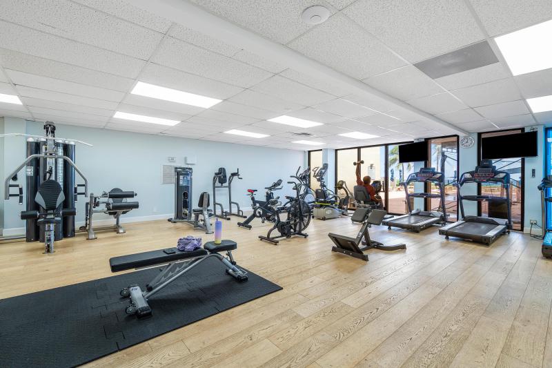  Condo & Townhome Photos