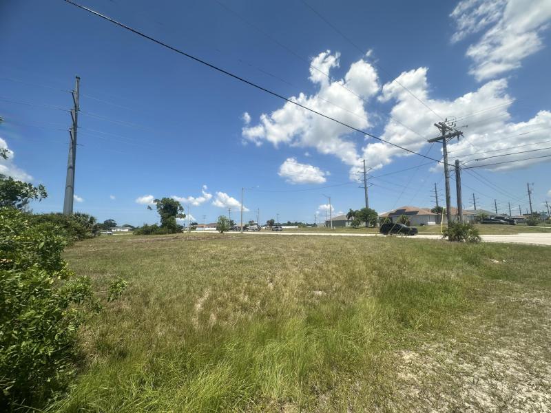  Commercial & Industrial Land Images 