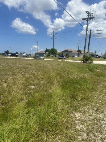  Commercial & Industrial Land Images 