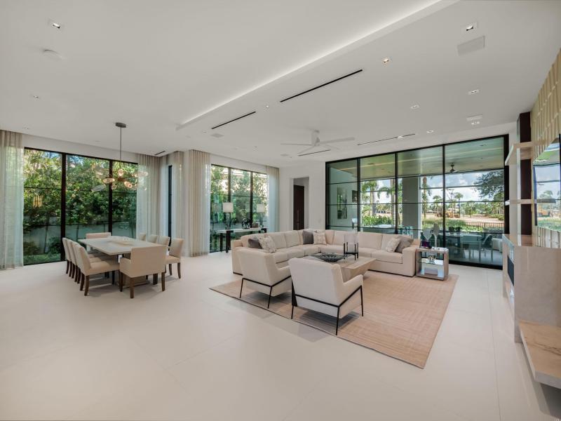  Single Family Homes Photo 8:  Boca Raton,  FL 33432