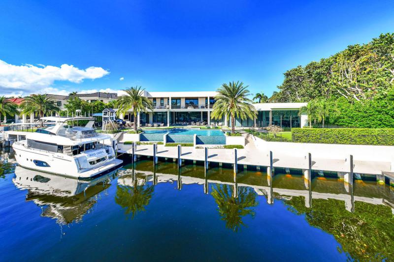  Single Family Homes Photo 16:  Boca Raton,  FL 33432