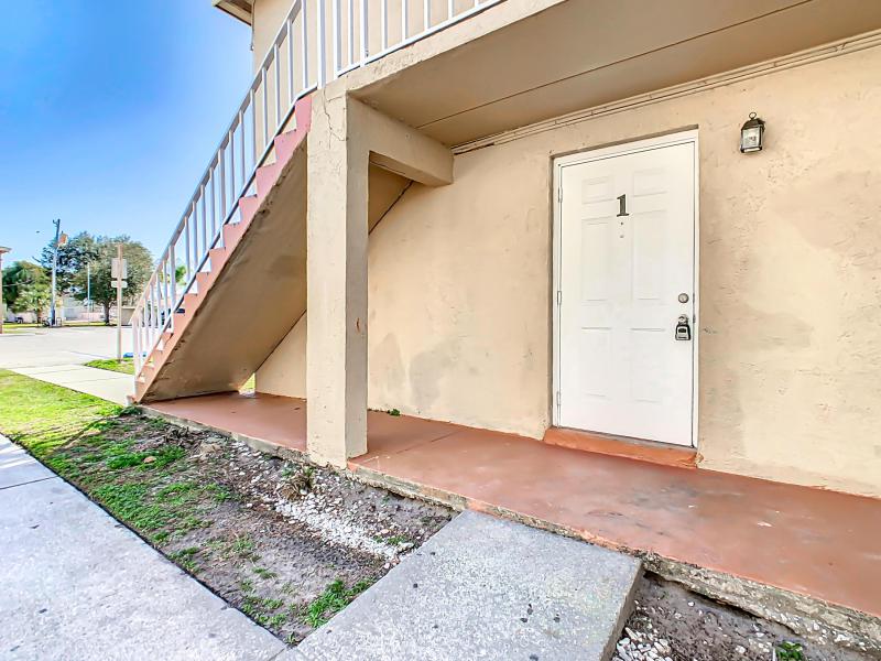 Duplex, Triplex and Fourplex Images