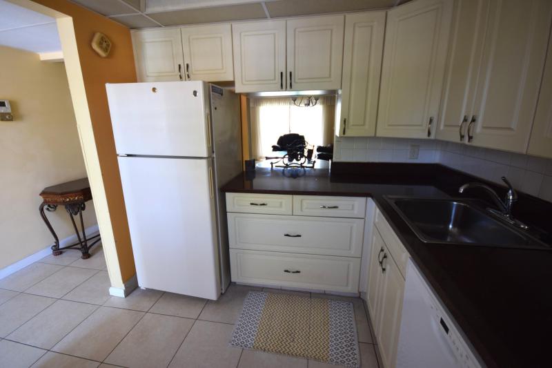  Condo & Townhome Photos
