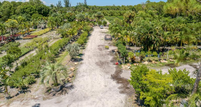  Commercial & Industrial Land Images 