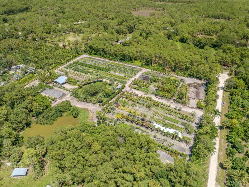  Commercial & Industrial Land Images 