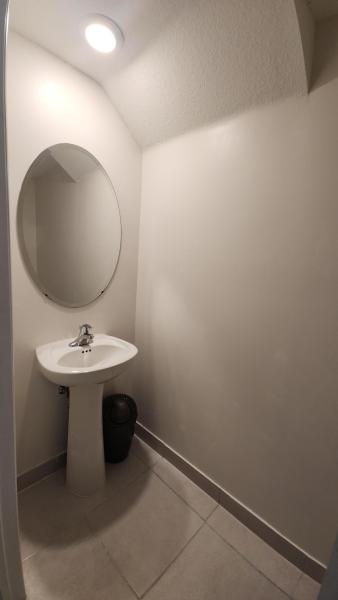  Condo & Townhome Photos