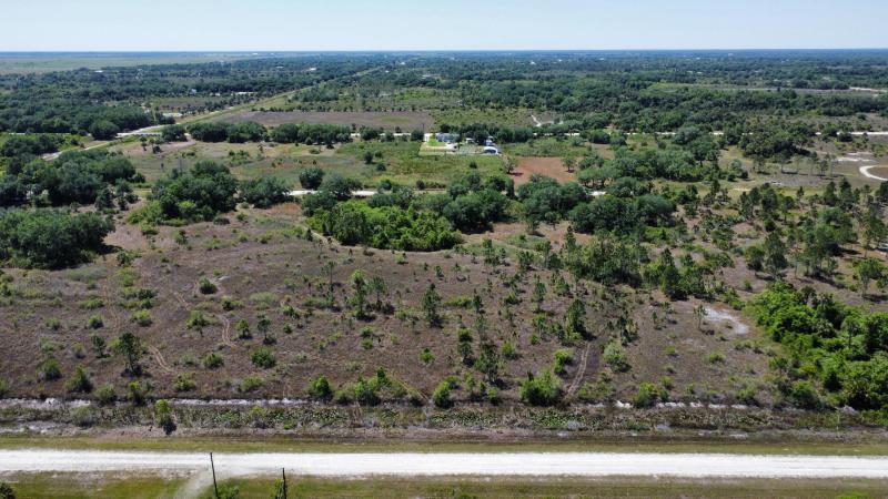  Commercial & Industrial Land Images 