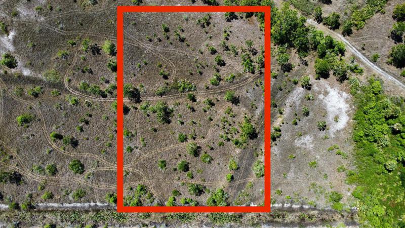  Commercial & Industrial Land Images 