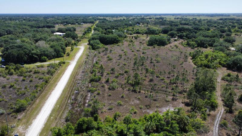  Commercial & Industrial Land Images 