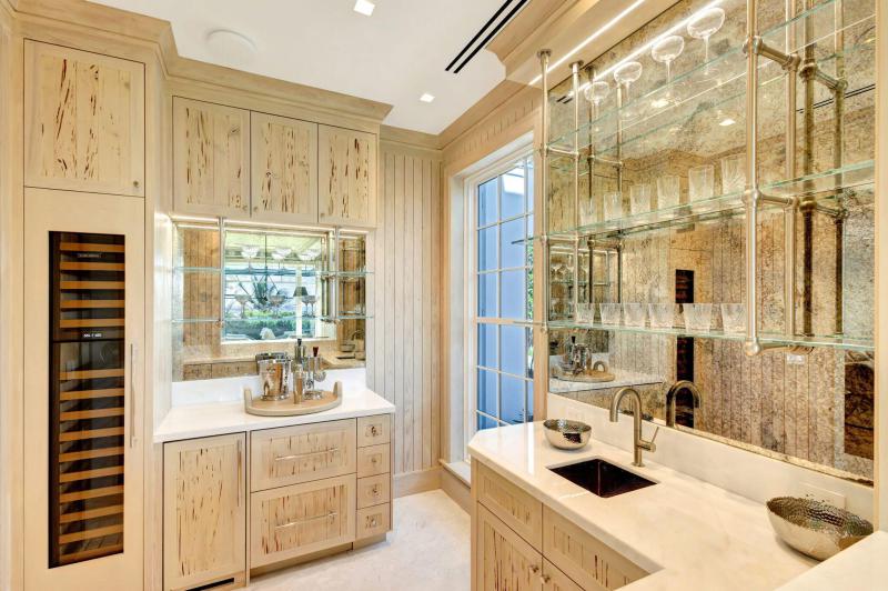  Single Family Homes Photo 18:  Palm Beach,  FL 33480