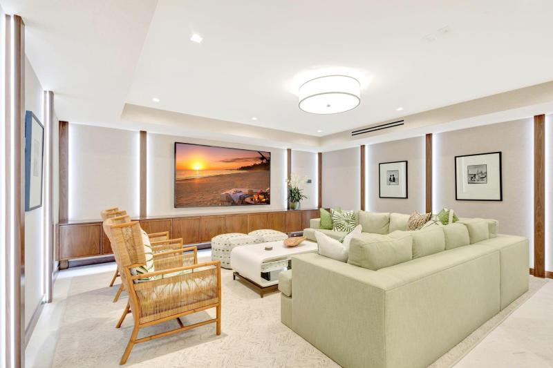  Single Family Homes Photo 44:  Palm Beach,  FL 33480