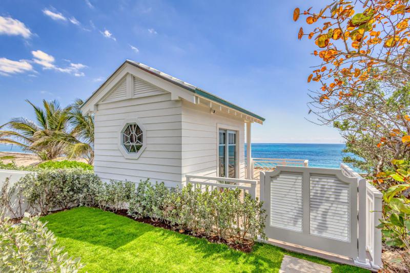  Single Family Homes Photo 67:  Palm Beach,  FL 33480