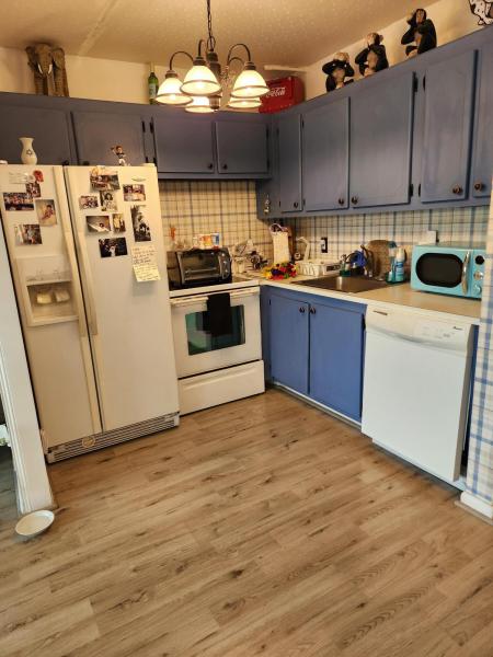  Condo & Townhome Photos
