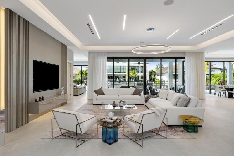  Single Family Homes Photo 13:  Boca Raton,  FL 33432