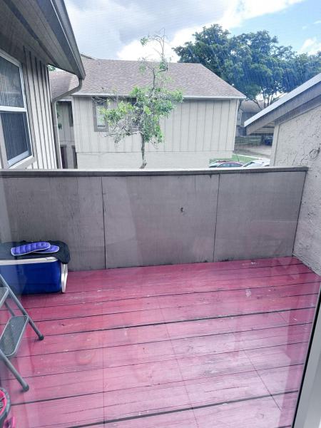  Condo & Townhome Photos