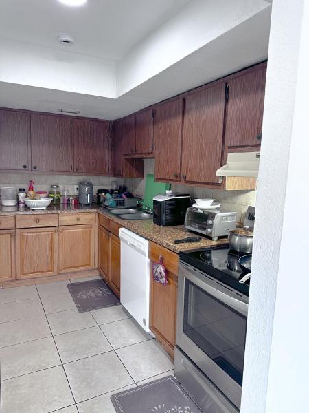  Condo & Townhome Photos