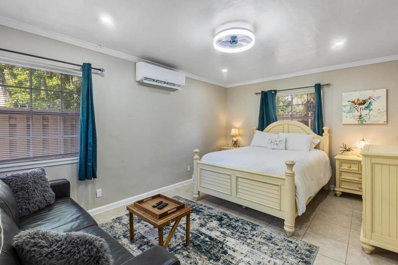 Duplex, Triplex and Fourplex Images