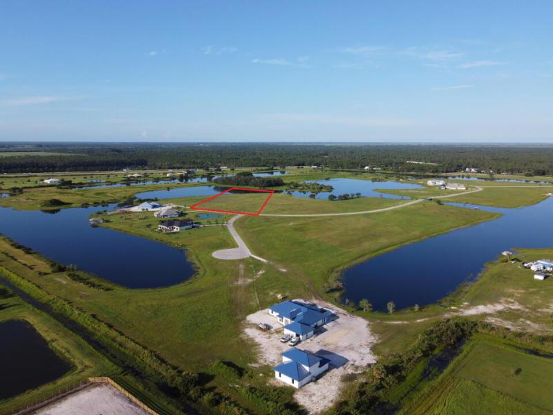  Commercial & Industrial Land Images 