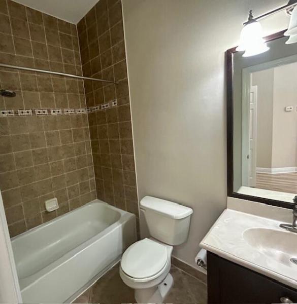  Condo & Townhome Photos