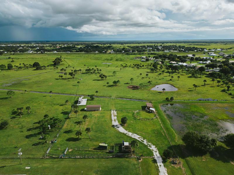  Commercial & Industrial Land Images 