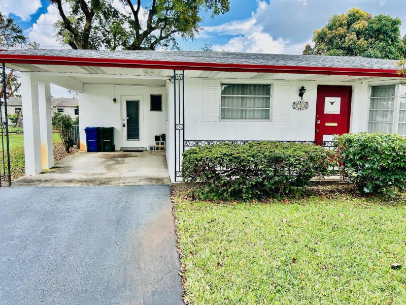  Single Family Homes Photo 2:  Margate,  FL 33063