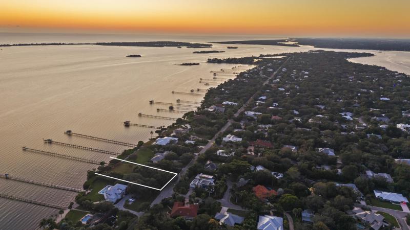 Duplex, Triplex and Fourplex Images