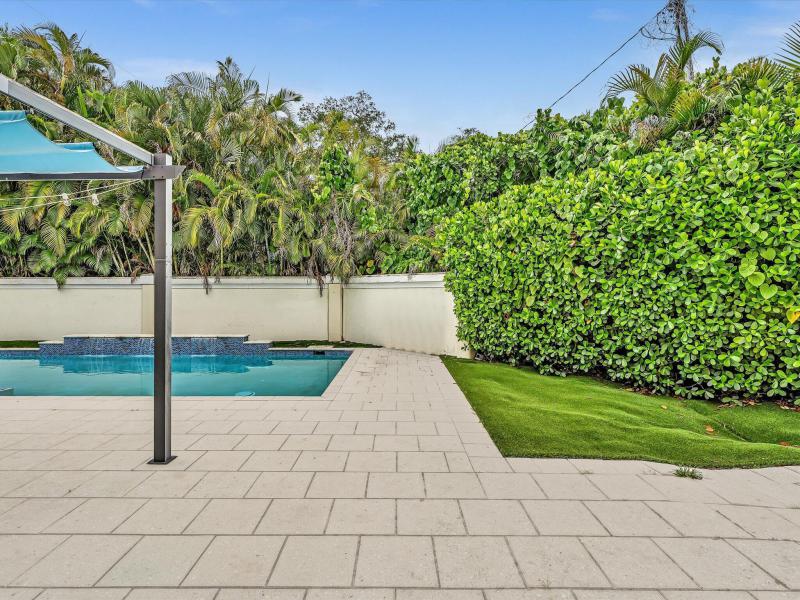  Single Family Homes Photo 10:  Dania Beach,  FL 33312