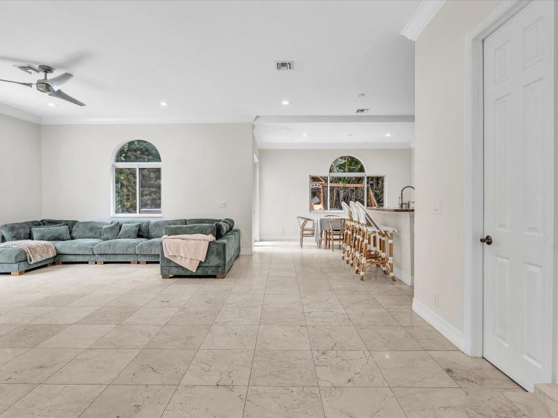  Single Family Homes Photo 23:  Dania Beach,  FL 33312